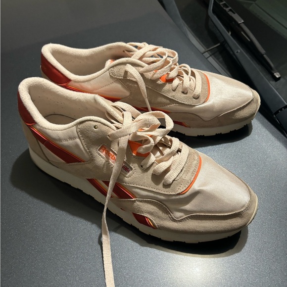 Orange and red Reebok classics - Picture 3 of 6